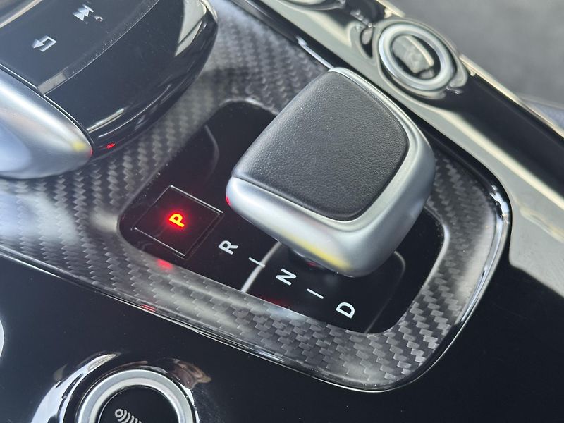 Mercedes-Benz AMG GT (2017) R 4.0 V8 430kW, Carbon Ceramic - fotka 35 z 61