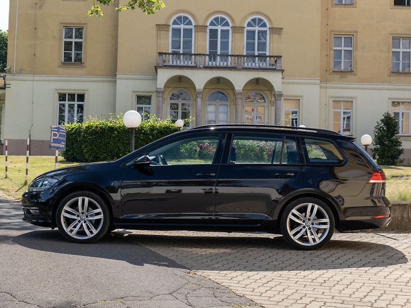 Volkswagen Golf 1.4 TSI AdTempomat Tažné Parko - fotka 4 z 27
