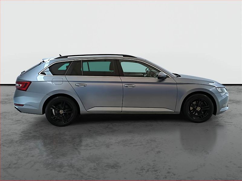 Škoda Superb (2015) Ambition Plus 1.6 TDI, Navi - fotka 6 z 16