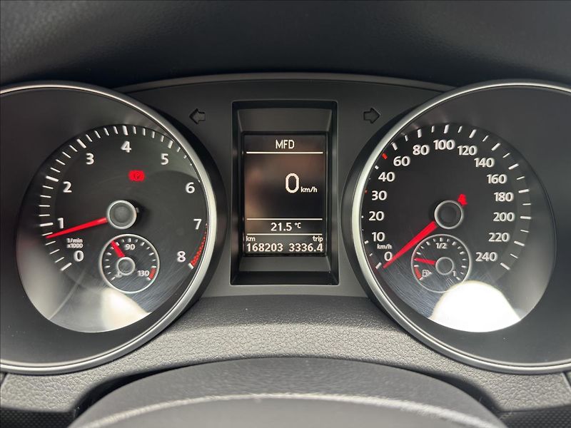 Volkswagen Golf 1,2 TSI 77kW Comfortline ČR - fotka 19 z 30