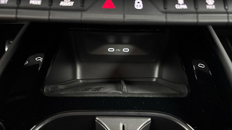 Škoda Enyaq 62 kWh AUT 60 Sportline - fotka 25 z 33