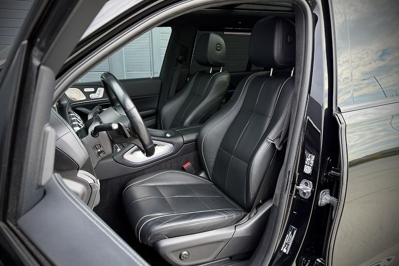 Mercedes-Benz GLS (2022) GLS 400d 4Matic AMG Line - fotka 19 z 51