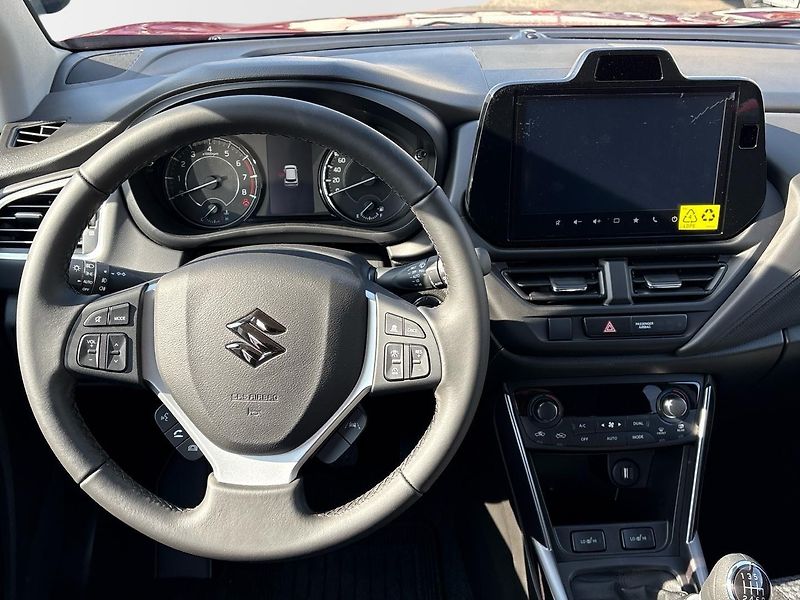 Suzuki S-Cross (2026) 1.4 BoosterJet Premium Hybrid - fotka 5 z 22