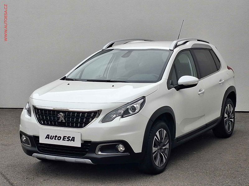 Peugeot 2008 (2017) 1.6HDi, 1.maj,ČR, Allure - fotka 3 z 16