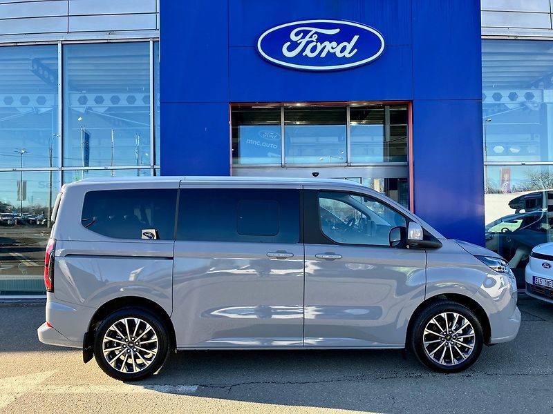 Ford Tourneo Custom (2025) Titanium X L1, Tourneo, 64 kWh - fotka 2 z 28