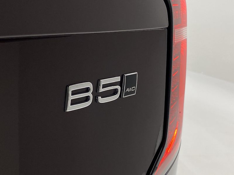 Volvo XC90 (2025) B5 AWD AUT BRIGHT PLUS  - fotka 20 z 75