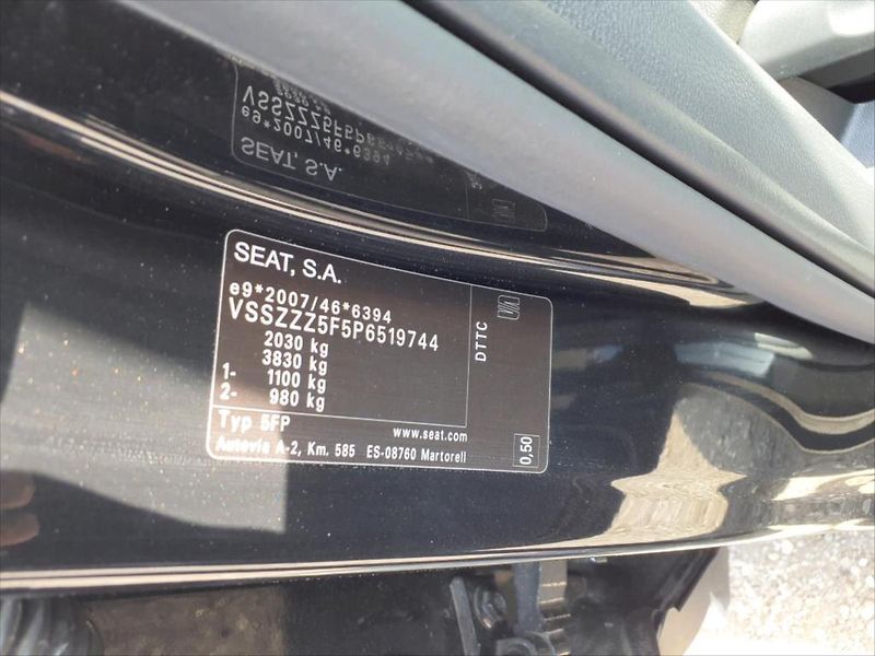 Seat Ateca 2,0 X PERIENCE,TAŽNÉ,KAMERA - fotka 27 z 27