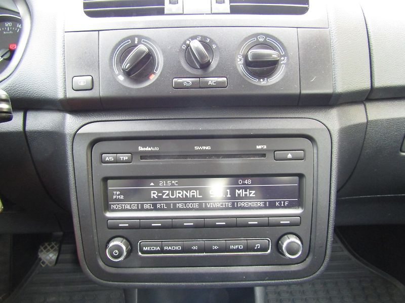 Škoda Roomster (2013) 1.2 TSI 63kW  70000KM - fotka 29 z 31
