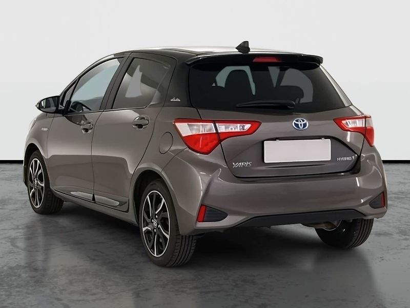 Toyota Yaris (2019) Style 1.5 Hybrid, Automat - fotka 4 z 24