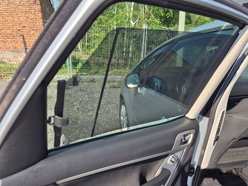Citroën C4 Picasso 1.6HDi 80kW - Nová STK - fotka 24 z 26