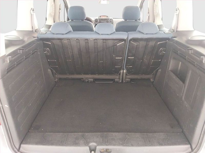Citroën Berlingo (2009) 1.6 HDi, 5Míst, Klima, ČR - fotka 14 z 17