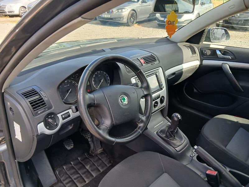 Škoda Octavia 2, 1.9 TDI, verze bez DPF - fotka 27 z 31