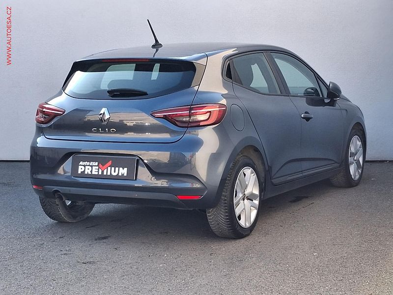 Renault Clio (2021) 1.0 SCe, Zen, navi - fotka 4 z 16