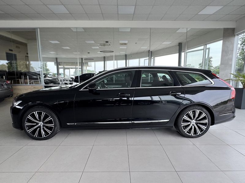 Volvo V90 T6 AWD*Recharge*KeyLess*Tažné - fotka 8 z 37