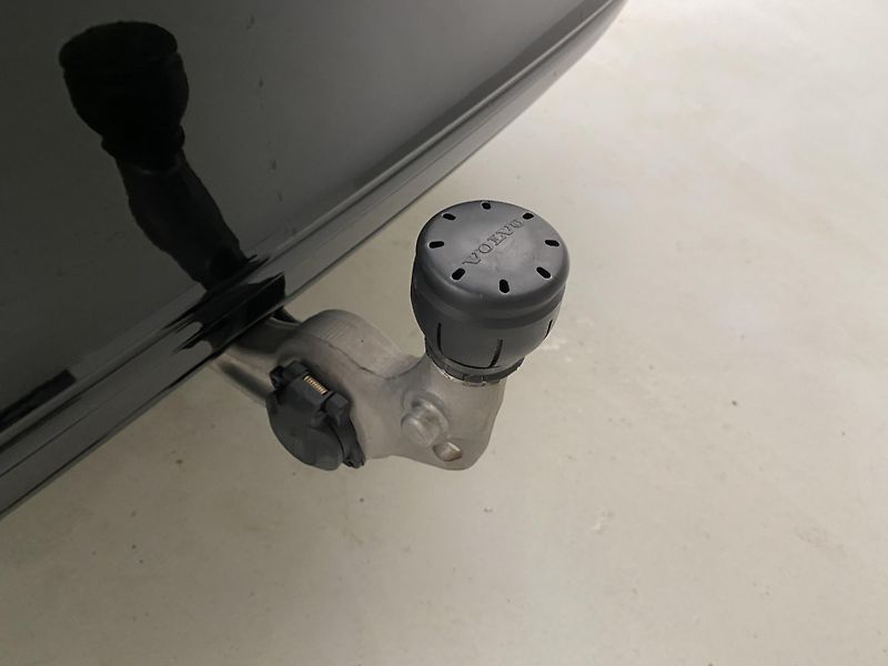 Volvo V90 T6 AWD PLUG-IN DARK PLUS AUT - fotka 34 z 59