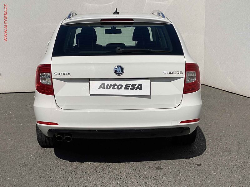 Škoda Superb (2015) 2.0 TDi, Ambition, bixen, - fotka 5 z 18