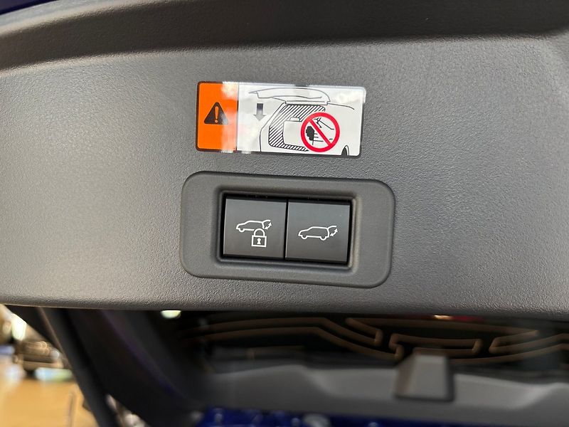 Subaru E-Outback 74.7 kWh AWD Limited - fotka 14 z 14