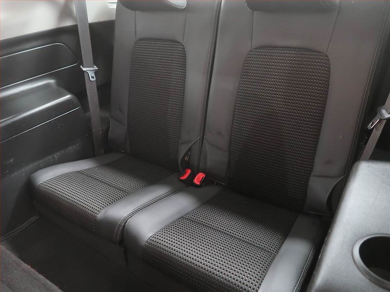 Chevrolet Captiva (2013) 2.4 i, 7 míst, Tempomat - fotka 18 z 19