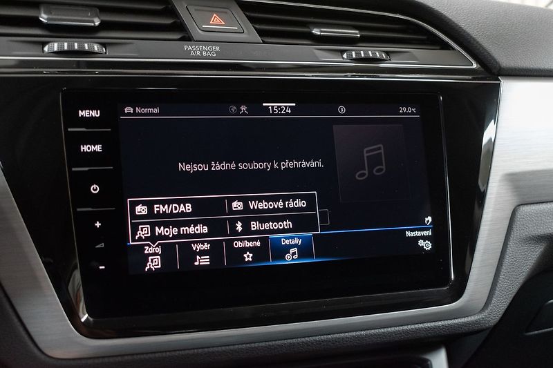 Volkswagen Touran 2.0TDI DSG*TAŽNÉ*7.MÍST*ČR 1.M - fotka 34 z 48
