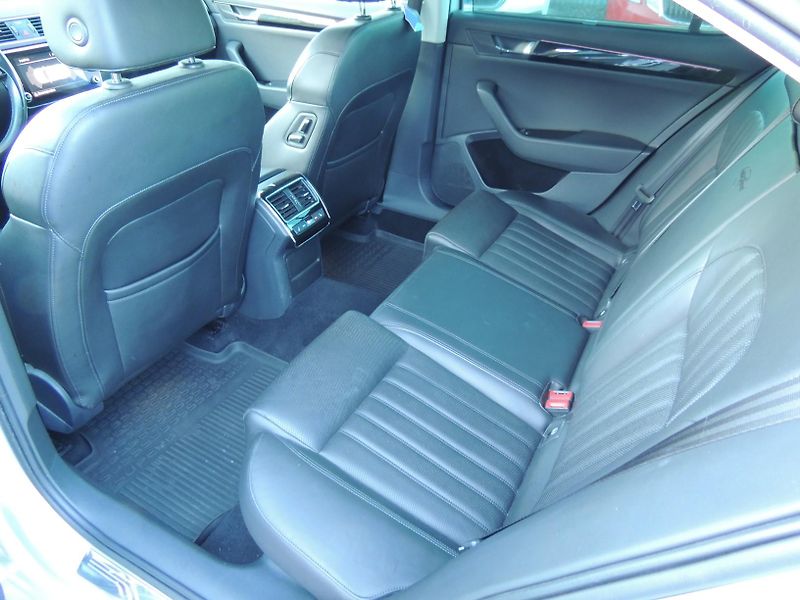 Škoda Superb (2017) 2.0TDi,140kw,L&K,ČR - fotka 57 z 66