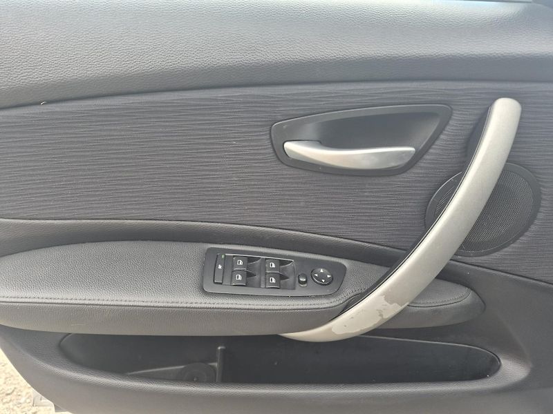 BMW Řada 1 116i, 90 kW, ALU - fotka 31 z 35