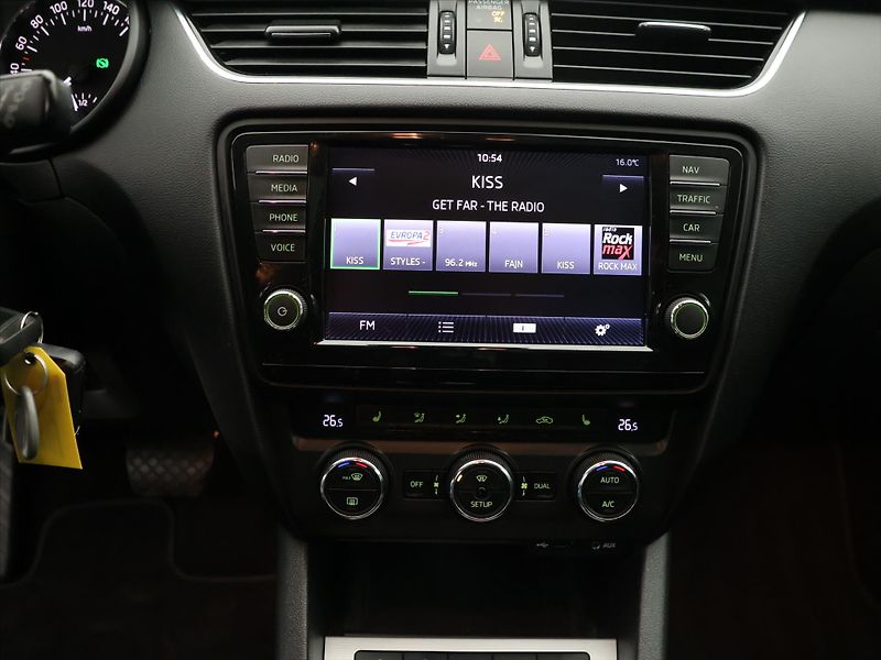 Škoda Octavia 2,0 TDI 110kW DSG Elegance+ - fotka 18 z 30