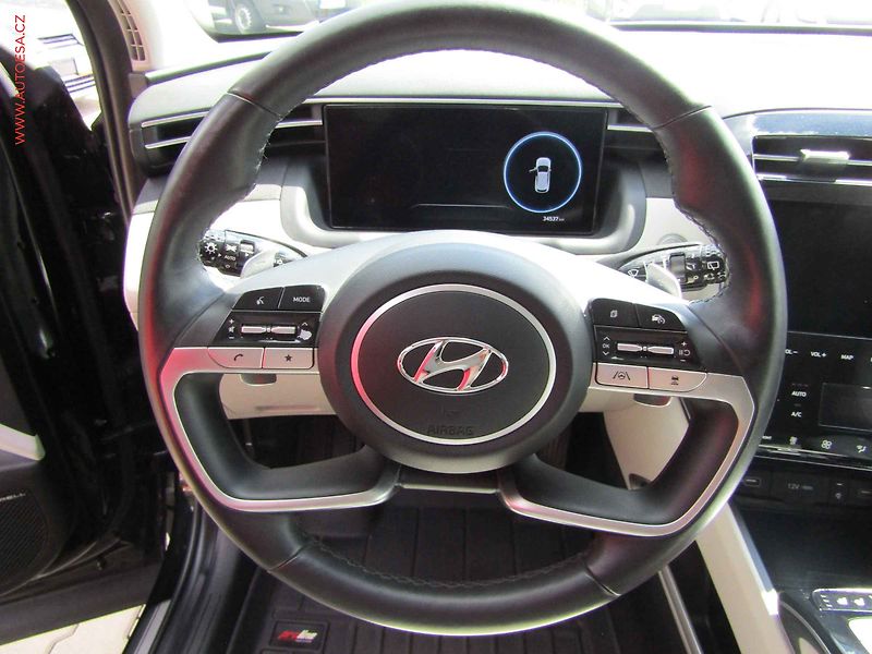 Hyundai Tucson (2022) 1.6T-GDi 4x4, ČR, AT, LED - fotka 14 z 18