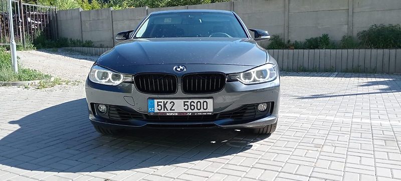 BMW Řada 3 (2012) BMW 328i xDrive - fotografie inzerátu