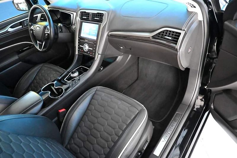 Ford Mondeo (2022) 2.0 VIGNALE 140 KW LED Tažné 8 - fotka 10 z 43