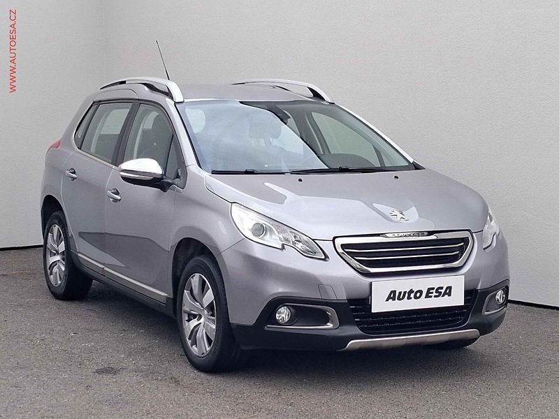 Peugeot 2008 (2015) 1.2 PT, Allure, park. čidla - fotografie inzerátu