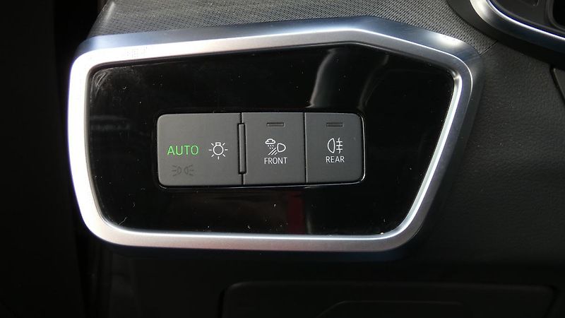 Audi A6 40 TDI quattro S tronic Avant - fotka 10 z 28