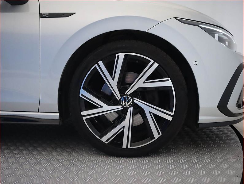 Volkswagen Golf (2021) R-Line 2.0 TDI, Automat, Kůže - fotka 15 z 25