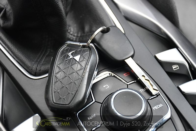 Citroën DS5 2.0HDi PANORAMA KESSY - fotka 35 z 46