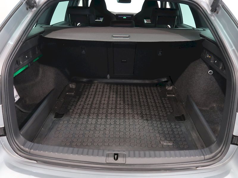 Škoda Octavia (2026) RS 2.0TSI 195KW DSG TAŽNÉ CANT - fotka 41 z 43