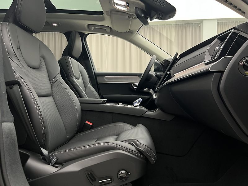 Volvo XC90 (2026) T8 AWD RECHARGE ULTRA BRIGHT - fotka 30 z 51