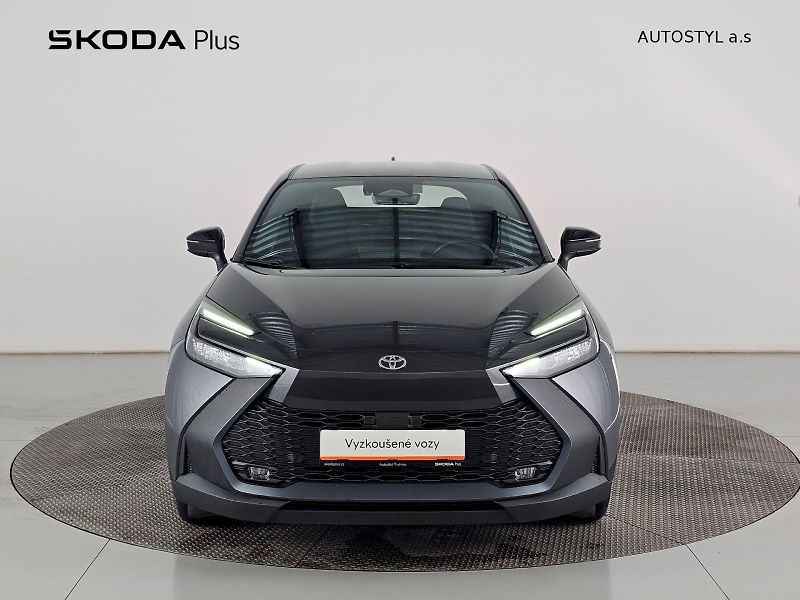 Toyota C-HR (2025) 2.0 164kW PHEV CVT Comfort PLU - fotka 4 z 29