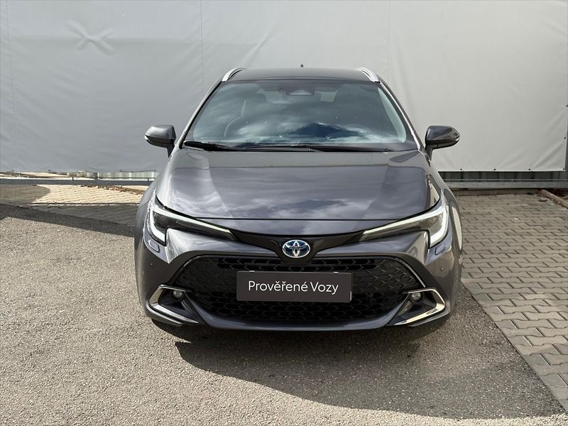 Toyota Corolla 1,8 Style, Hybrid - fotka 2 z 20