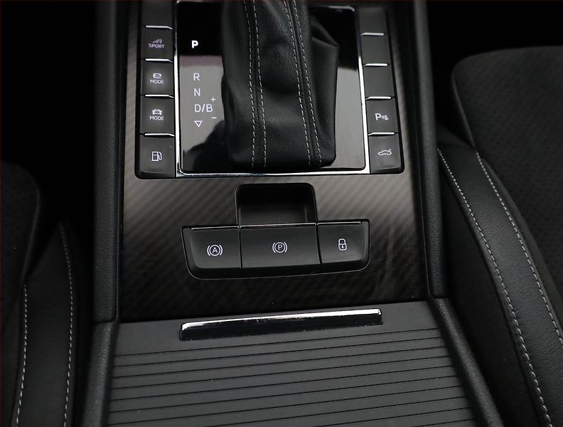 Škoda Superb (2021) Sportline iV 1.4 TSI PHEV - fotka 12 z 24