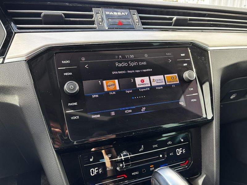 Volkswagen Passat (2023) Variant Elegance 2.0 TDI  - fotka 7 z 12