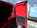 Renault Trafic 1.6dCi, Klima, 1. maj. - náhled 33
