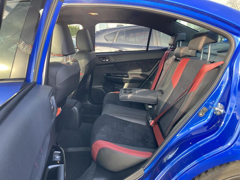 Subaru WRX STI (2018) Sport   - fotka 13 z 16