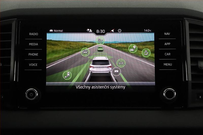Škoda Karoq (2025) 1.5 TSI, SPORTLINE, AUTOMAT - fotka 16 z 21