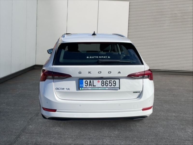 Škoda Octavia 1,5 TSI 110 Style Aut - fotka 5 z 11