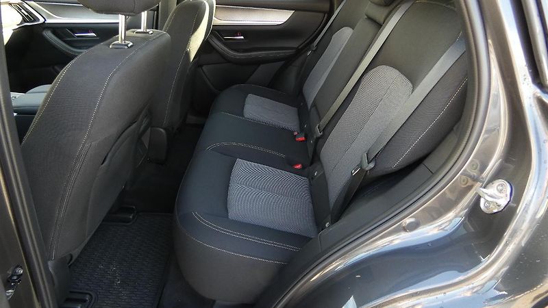 Mazda CX-60 2,5 l e-Skyactiv PHEV Exclusiv - fotka 20 z 23