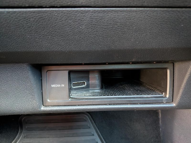 Škoda Fabia (2014) 1.2 TSI 63kW Combi-Servisováno - fotka 13 z 17