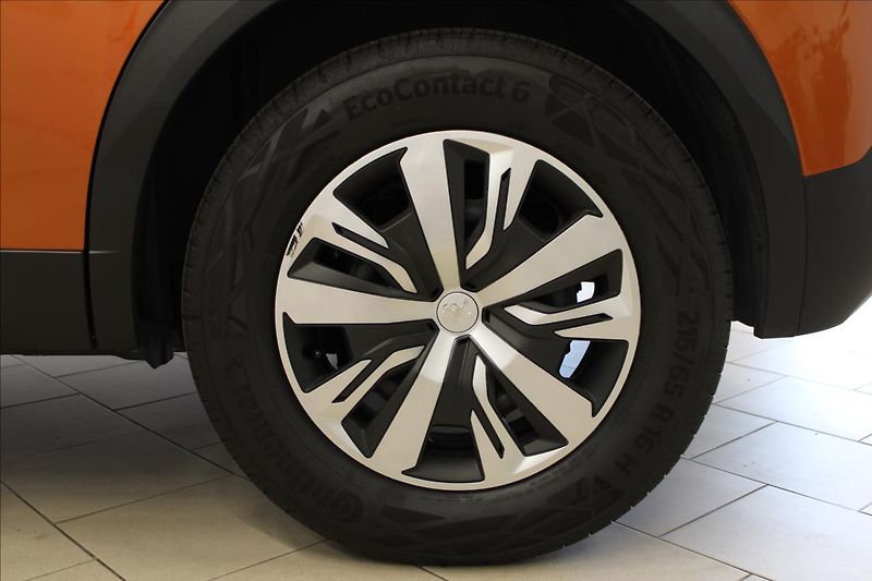 Peugeot 2008 0,0 e-2008 100kw/136hp - fotka 31 z 38