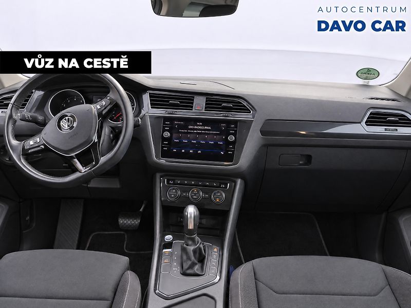 Volkswagen Tiguan 1,5 TSI 110kW DSG CZ R-Line DP - fotka 3 z 10