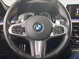 BMW Řada 5 (2019) M Sport 530d xDrive - náhled 22
