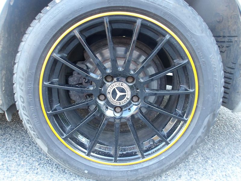 Mercedes-Benz Třídy E 2,2CDi - fotka 22 z 26
