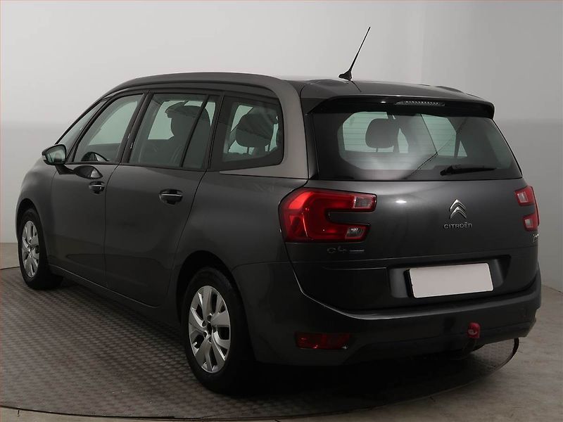 Citroën C4 Picasso (2016) 1.6 BlueHDi, 7 míst - fotka 4 z 15
